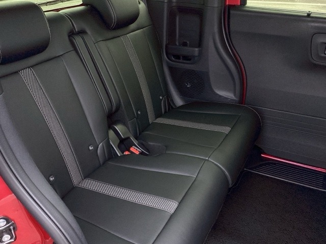 ホンダ Ｎ　ＢＯＸ カスタム ６６０ コーディネートスタイル ２トーン R8年 (近畿) 99