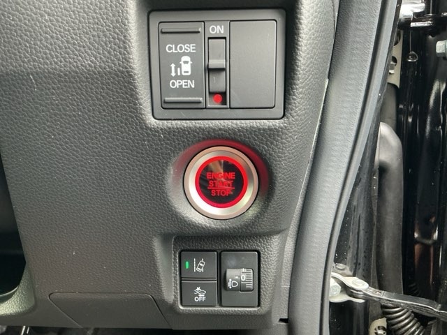 ホンダ Ｎ　ＢＯＸ カスタム ６６０ Ｌ R4年 (近畿) 99