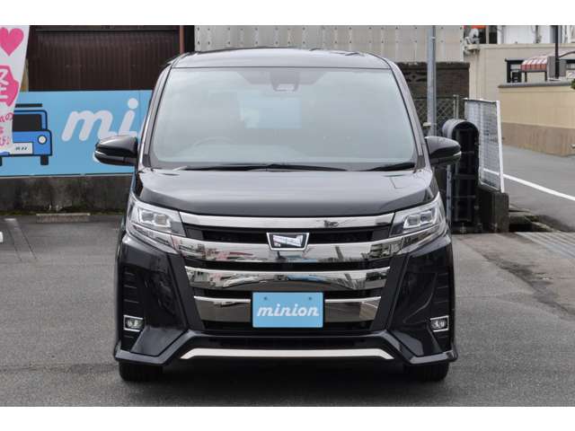 トヨタ ノア ２．０ ＳＩ ＷＸＢＩＩ R1年 () 99