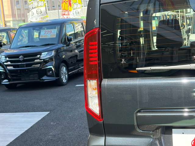 スズキ スペーシア ６６０ ハイブリッド Ｘ R8年 () 99