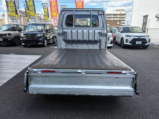 ダイハツ ハイゼットトラック ６６０ エクストラ ＳＡＩＩＩＴ ３方開 ４ＷＤ R1年 () 99