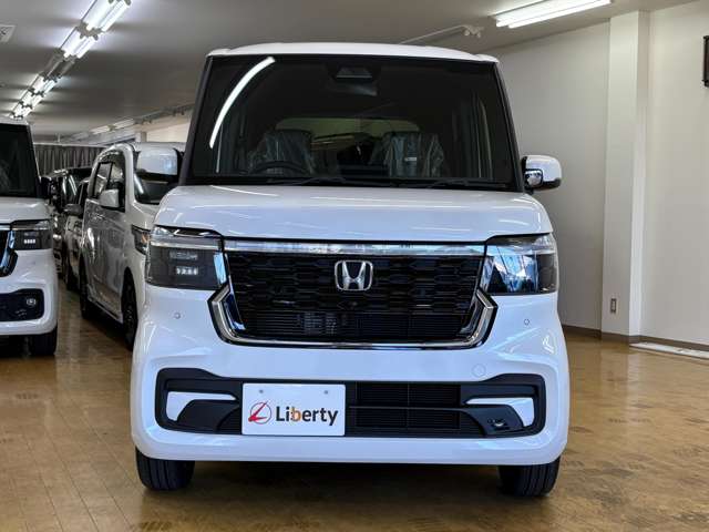 ホンダ Ｎ　ＢＯＸ カスタム ６６０ ターボ R8年 (四国) 99