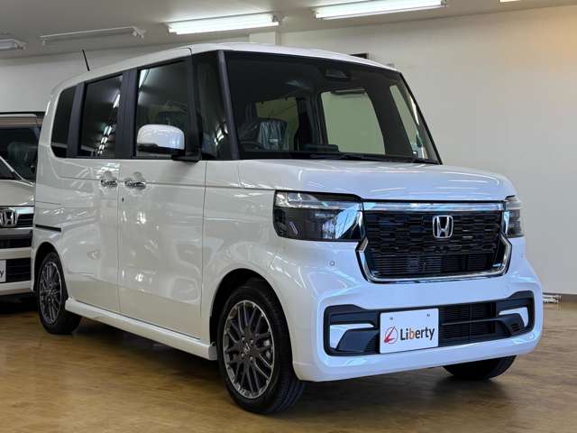 ホンダ Ｎ　ＢＯＸ カスタム ６６０ ターボ R8年 (四国) 99