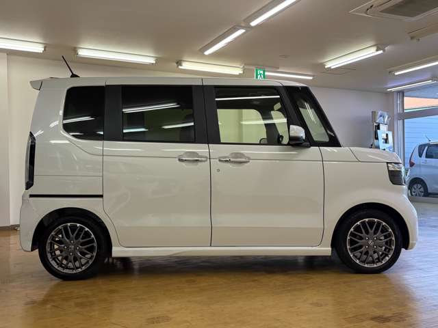 ホンダ Ｎ　ＢＯＸ カスタム ６６０ ターボ R8年 (四国) 99