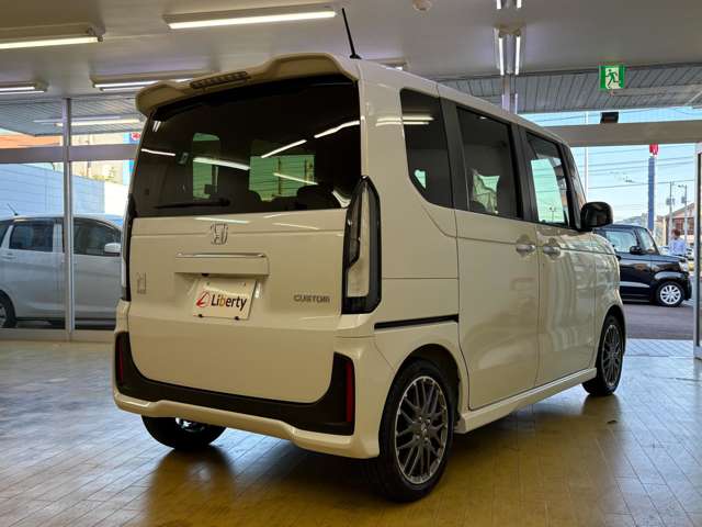 ホンダ Ｎ　ＢＯＸ カスタム ６６０ ターボ R8年 (四国) 99