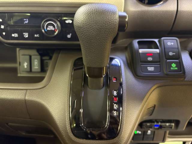 ホンダ Ｎ　ＢＯＸ ６６０ Ｌ R4年 (四国) 99