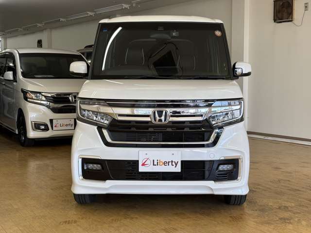 ホンダ Ｎ　ＢＯＸ カスタム ６６０ Ｌ R4年 (四国) 99