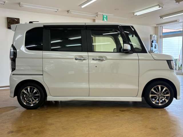 ホンダ Ｎ　ＢＯＸ カスタム ６６０ Ｌ R4年 (四国) 99