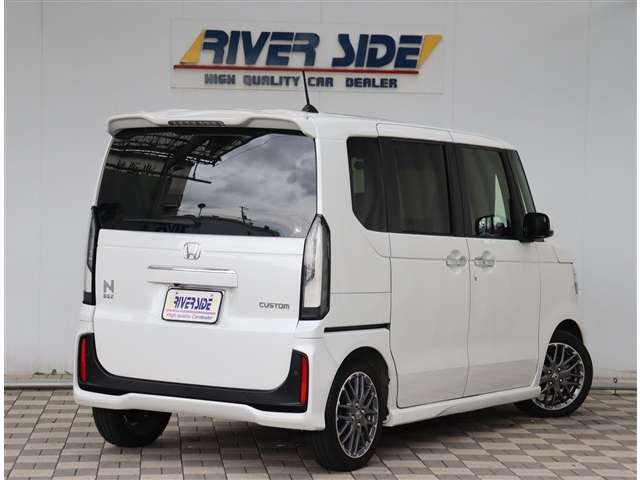 ホンダ Ｎ　ＢＯＸ カスタム ６６０ ターボ R6年 () 99