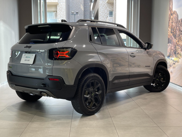 ジープ アベンジャー ４ＸＥ ハイブリッド アップランド ４ＷＤ R8年 (関東) 99
