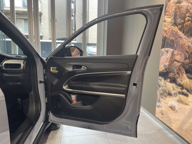 ジープ アベンジャー ４ＸＥ ハイブリッド アップランド ４ＷＤ R8年 (関東) 99