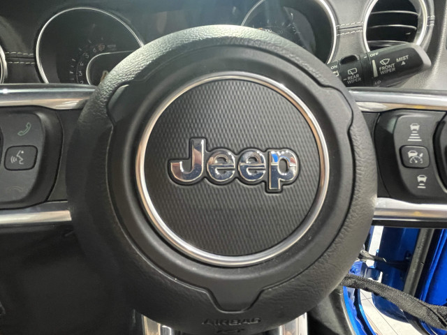 ジープ ラングラー　アンリミテッド アンリミテッド サハラ スカイワンタッチパワートップ ４ＷＤ R3年 (関東) 99