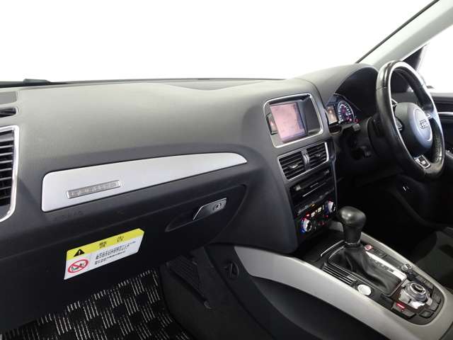 アウディ Ｑ５ ２．０ ＴＦＳＩ クワトロ ４ＷＤ H24年 (関東) 99