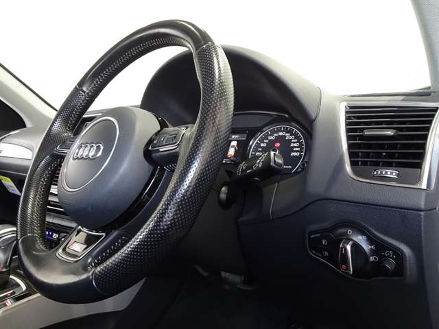 アウディ Ｑ５ ２．０ ＴＦＳＩ クワトロ ４ＷＤ H24年 (関東) 99