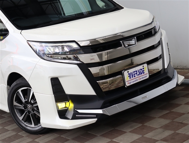 トヨタ ノア ２．０ ＳＩ ＷＸＢ H30年 (関東) 99