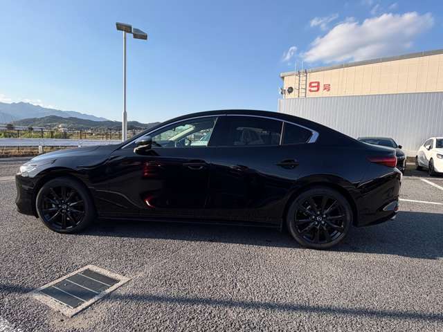 マツダ ＭＡＺＤＡ３　セダン ２．０ ２０Ｓ ブラック セレクション R7年 (関東) 99