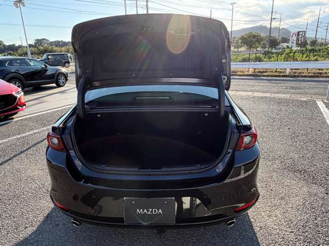 マツダ ＭＡＺＤＡ３　セダン ２．０ ２０Ｓ ブラック セレクション R7年 (関東) 99
