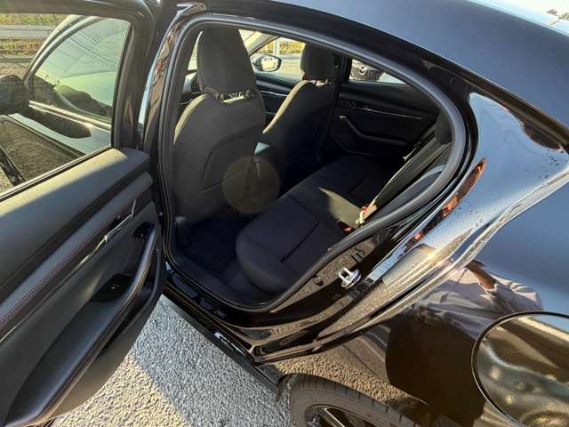 マツダ ＭＡＺＤＡ３　セダン ２．０ ２０Ｓ ブラック セレクション R7年 (関東) 99