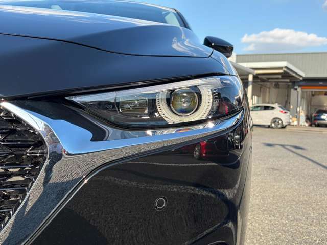 マツダ ＭＡＺＤＡ３　セダン ２．０ ２０Ｓ ブラック セレクション R7年 (関東) 99