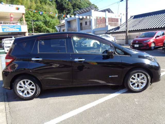 日産 ノート １．２ Ｅ－ＰＯＷＥＲ Ｘ R1年 (九州・沖縄) 99