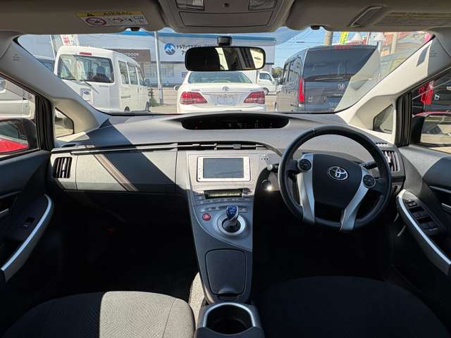 トヨタ プリウス １．８ Ｓ H25年 (東海) 99