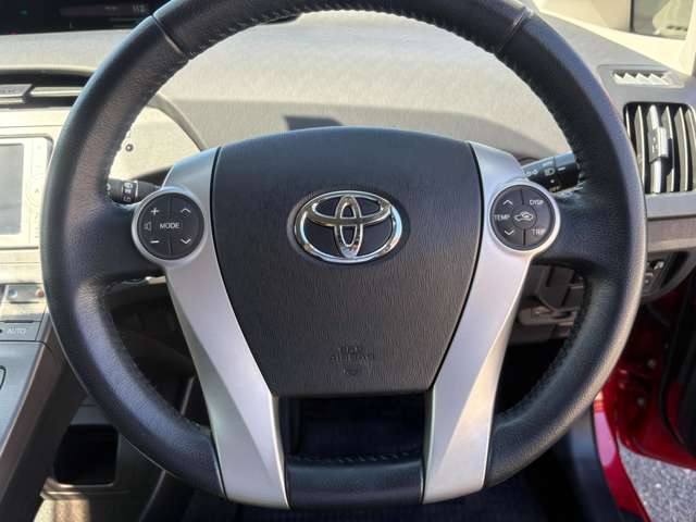 トヨタ プリウス １．８ Ｓ H25年 (東海) 99