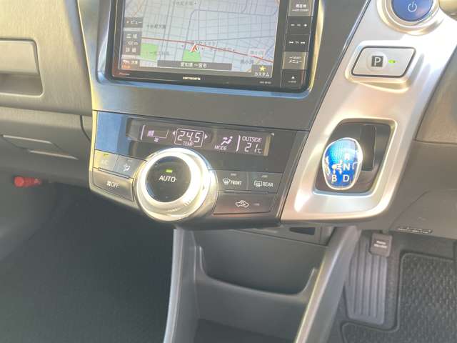 トヨタ プリウスΑ １．８ Ｓ H24年 (東海) 99