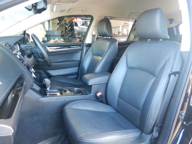 スバル レガシィアウトバック ２．５ リミテッド ４ＷＤ R3年 (東海) 99