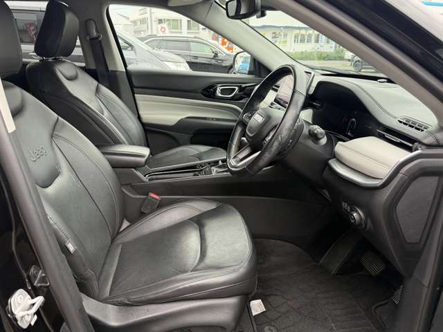 ジープ コンパス リミテッド ４ＷＤ R4年 () 99