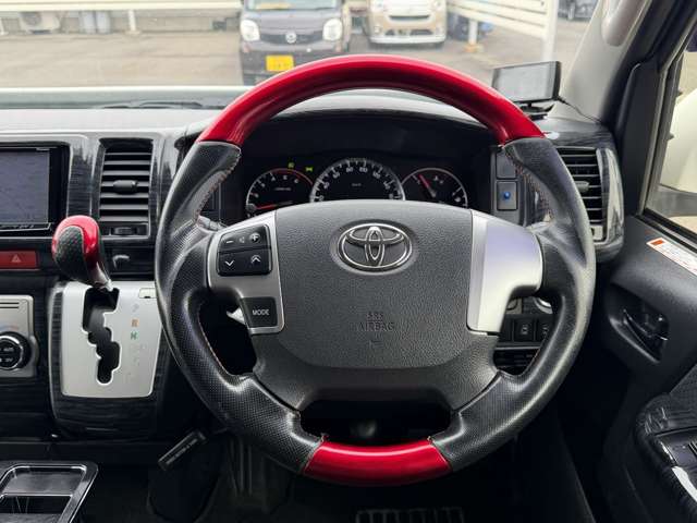 トヨタ ハイエースバン ３．０ スーパーＧＬ ロング ディーゼルターボ H26年 () 99