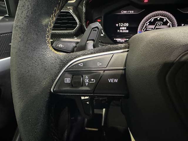 ランボルギーニ ウルス ４．０ ４ＷＤ R1年 (関東) 99