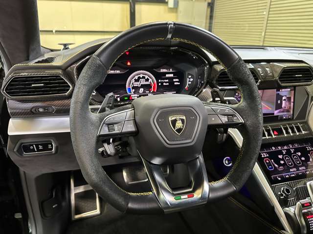 ランボルギーニ ウルス ４．０ ４ＷＤ R1年 (関東) 99