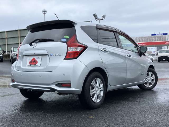 日産 ノート １．２ Ｅ－ＰＯＷＥＲ Ｘ H30年 (関東) 99