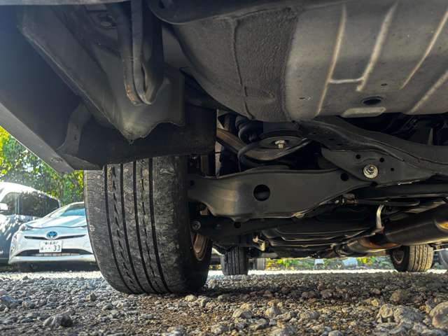 日産 エルグランド ３．５ ３５０ハイウェイスター プレミアム H22年 () 99
