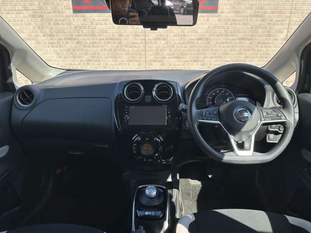 日産 ノート １．２ Ｅ－ＰＯＷＥＲ Ｘ H30年 (関東) 99