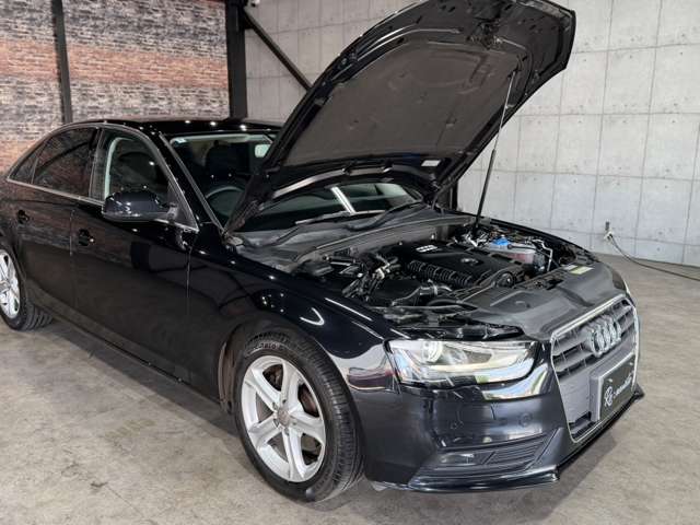 アウディ Ａ４ ２．０　ＴＦＳＩ H26年 (近畿) 99