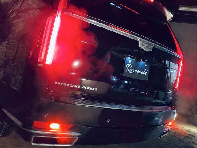 キャデラック エスカレード プラチナム ４ＷＤ R5年 (近畿) 99