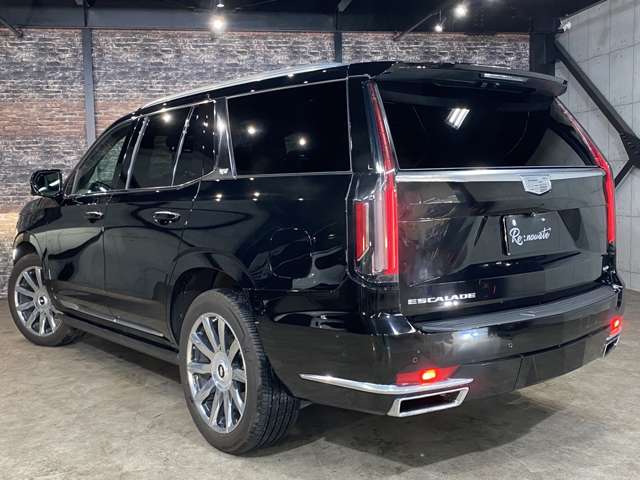 キャデラック エスカレード プラチナム ４ＷＤ R5年 (近畿) 99
