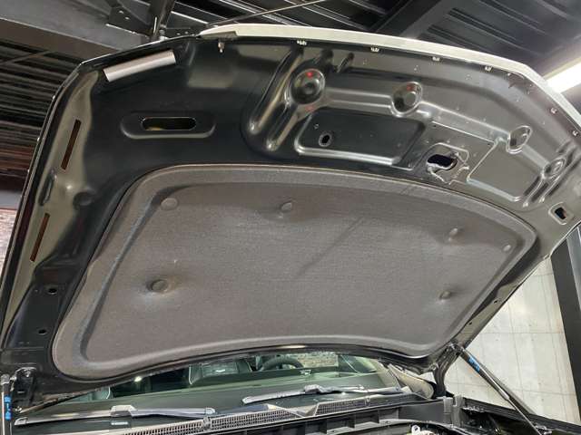 キャデラック エスカレード プラチナム ４ＷＤ R5年 (近畿) 99