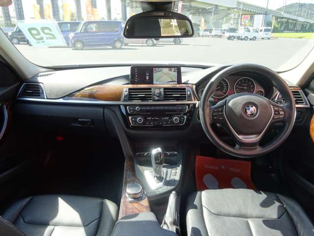 ＢＭＷ ３シリーズ ３２０ｉ　ラグジュアリー H29年 () 99