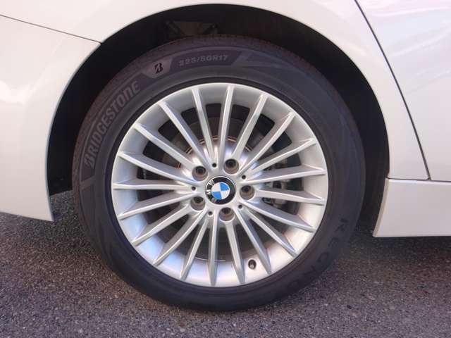 ＢＭＷ ３シリーズ ３２０ｉ　ラグジュアリー H29年 () 99
