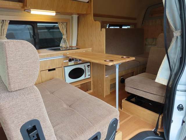 トヨタ ハイエースバン キャンピングカー R7年 (関東) 99