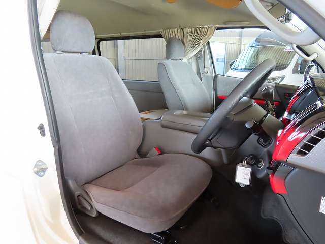トヨタ ハイエースバン キャンピングカー H23年 (関東) 99