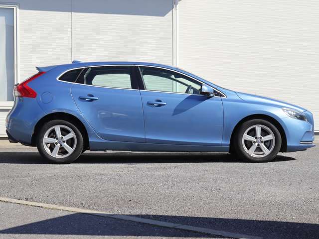 ボルボ Ｖ４０ Ｔ４ H27年 (関東) 99