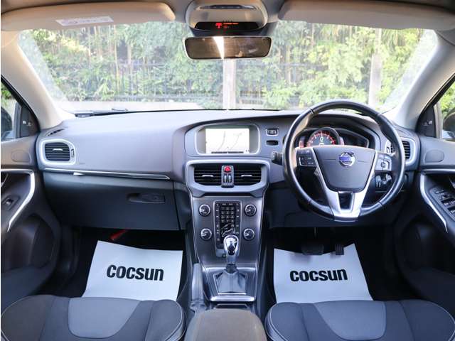ボルボ Ｖ４０ Ｔ３　ＳＥ H27年 (関東) 99