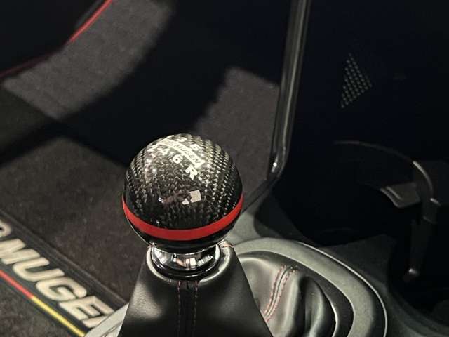 ホンダ ＣＲ−Ｚ １．５ アルファ マスターレーベル H26年 (関東) 99