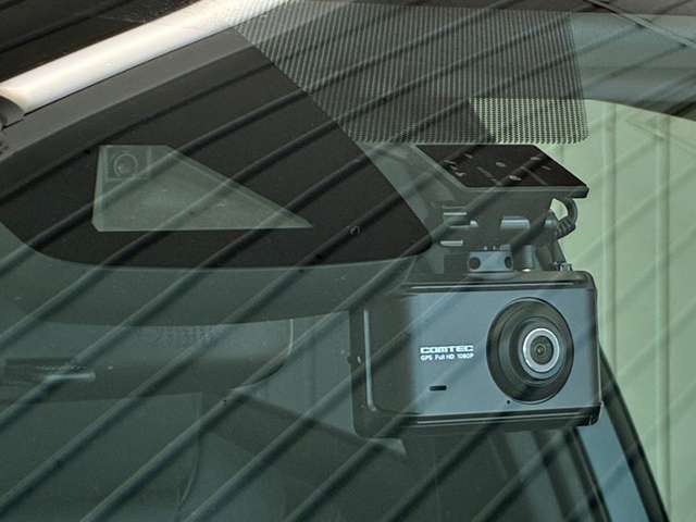 トヨタ プリウス １．８ Ｓ ツーリングセレクション R3年 (東海) 99