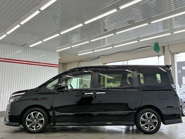 トヨタ ヴォクシー ２．０ ＺＳ 煌ＩＩＩ R3年 (東海) 99