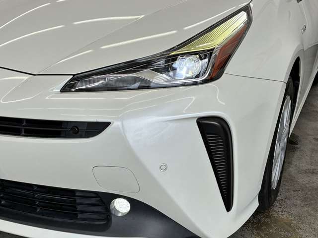 トヨタ プリウス １．８ Ｓ R1年 (東海) 99
