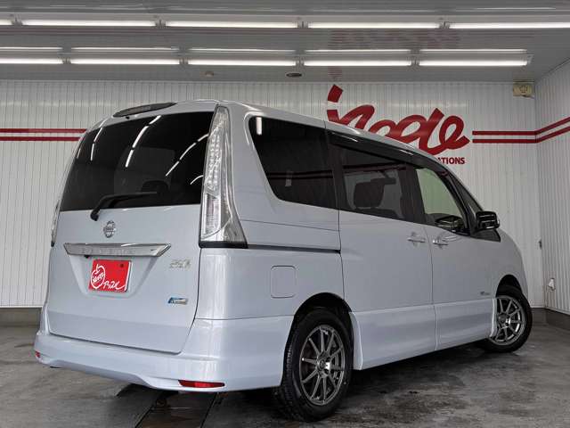 日産 セレナ ２．０ ハイウェイスター Ｓ－ＨＹＢＲＩＤ H24年 (東海) 99